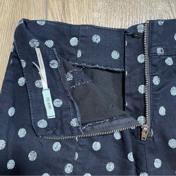 Urban Outfitters Kimchi Blue Back Zip Shorts - Picture 5 of 14